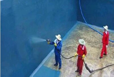 �����[Ƭ�z���S�҃r��